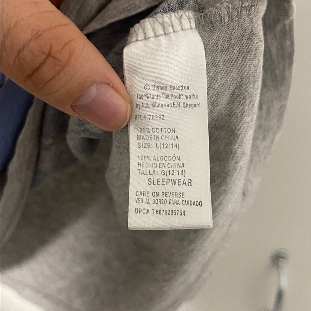 Disney Gray Kids T-Shirt with Eeyore Print Grey( Large) - Picture 4 of 4